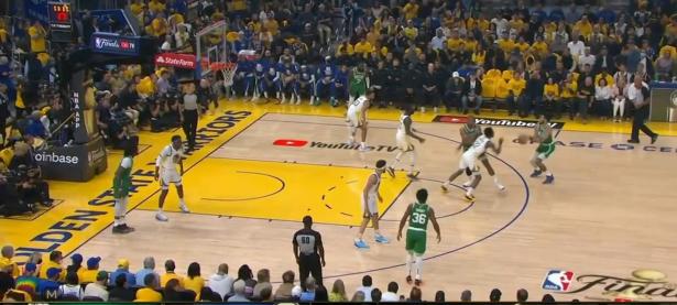 PG-包含塔图姆关键节点势不可挡，湖人带队取胜！的词条