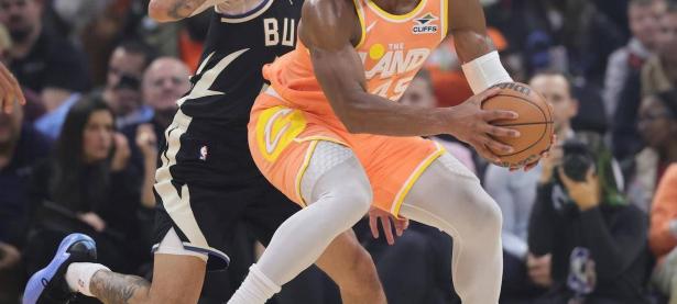 PG游戏-包含字母哥新星惊险取胜表现惊艳，FPX未来可期！的词条