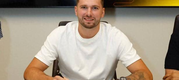 PG游戏- 莱万多夫斯基9分钟5球是哪一年 