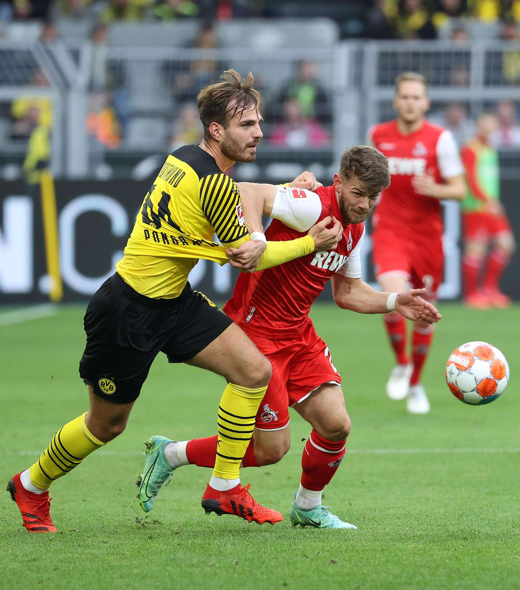 多特蒙德内部会议纪要流出：国际比赛日复出首秀，社区盾使命明确，年轻球员得到机会的简单介绍